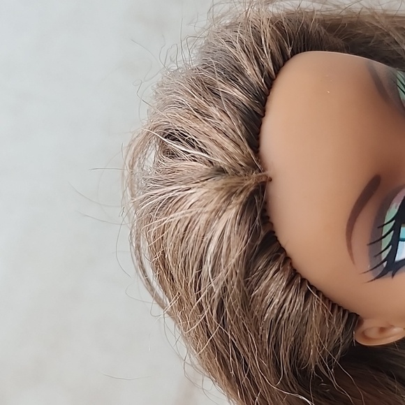 Bratz Spring Break Yasmin - Picture 7 of 7